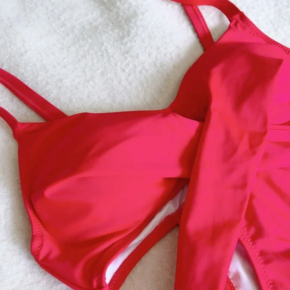 SOLD Classic Red Cupshe one piece - Picture 2 of 5